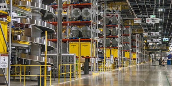 All-purpose spiral conveyor for medium to large products